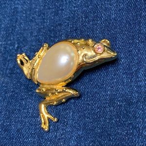Frog Pin Brooch Vintage